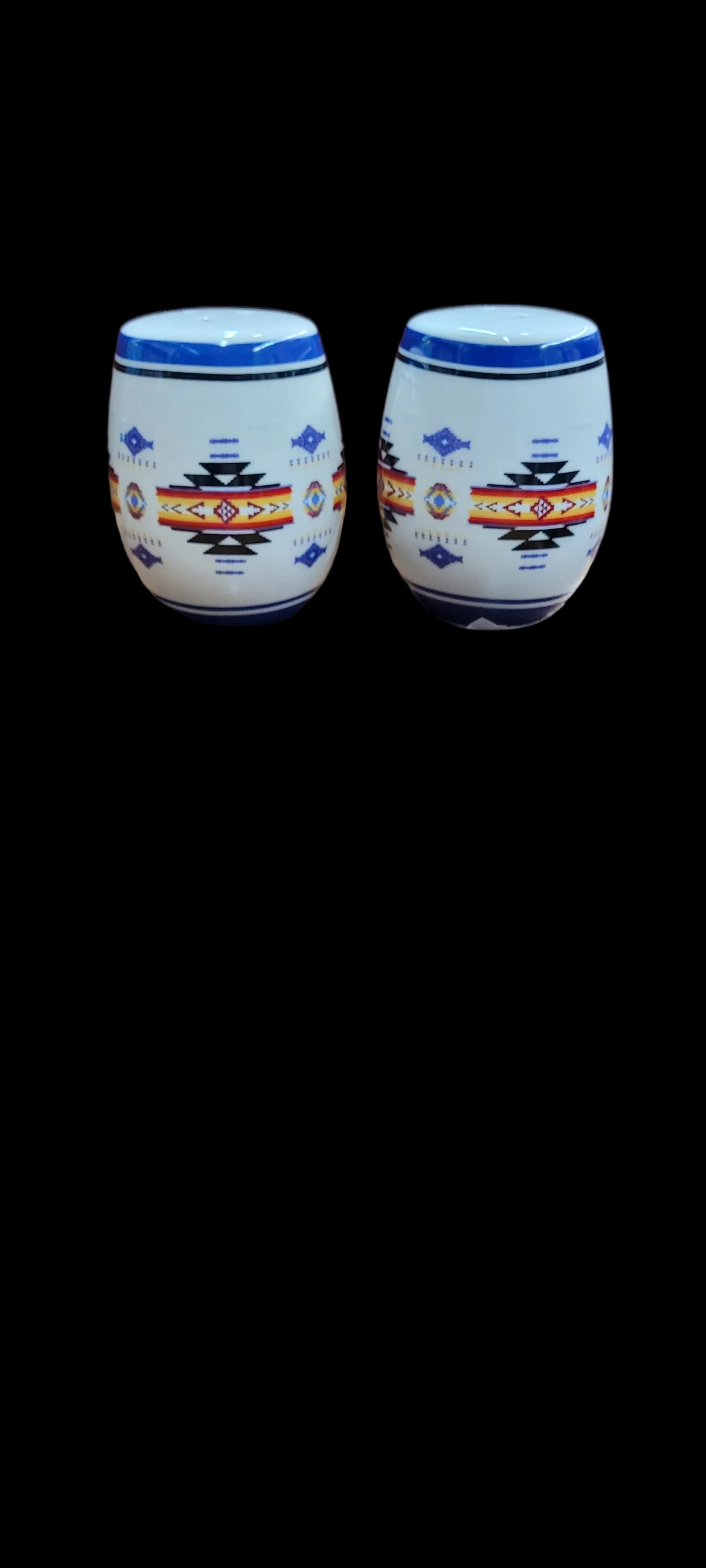 Nu Trendz salt & pepper shakers