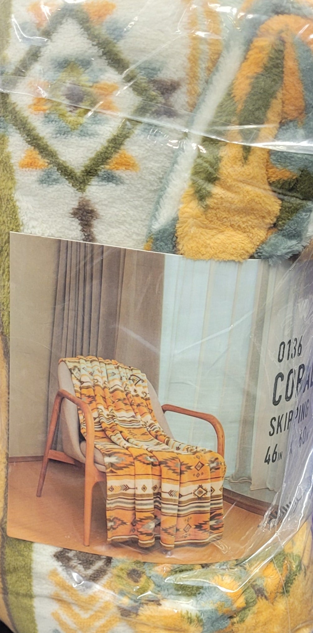 Nu Trendz Throw Blanket